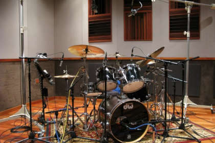 Запись ударной установки